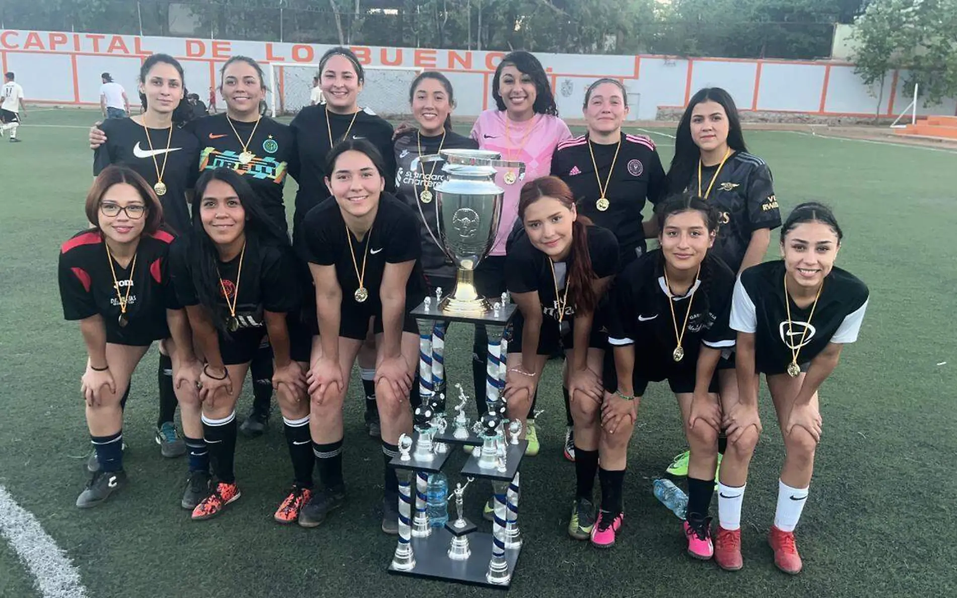 torneo de futbol femenil 1